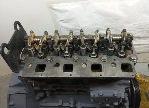 Motor Mercedes Benz Accelo 915 C - Imagem 3
