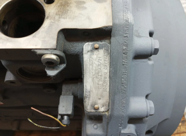 Motor Mercedes Benz Accelo 915 C - Imagem 7